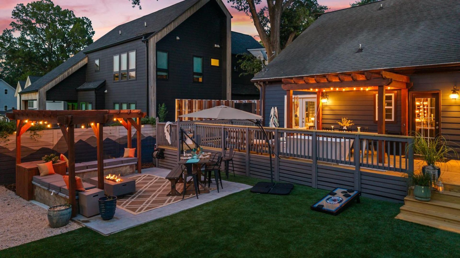 Escape To The Arts Golf Sim Theater Hot Tub Holiday home *