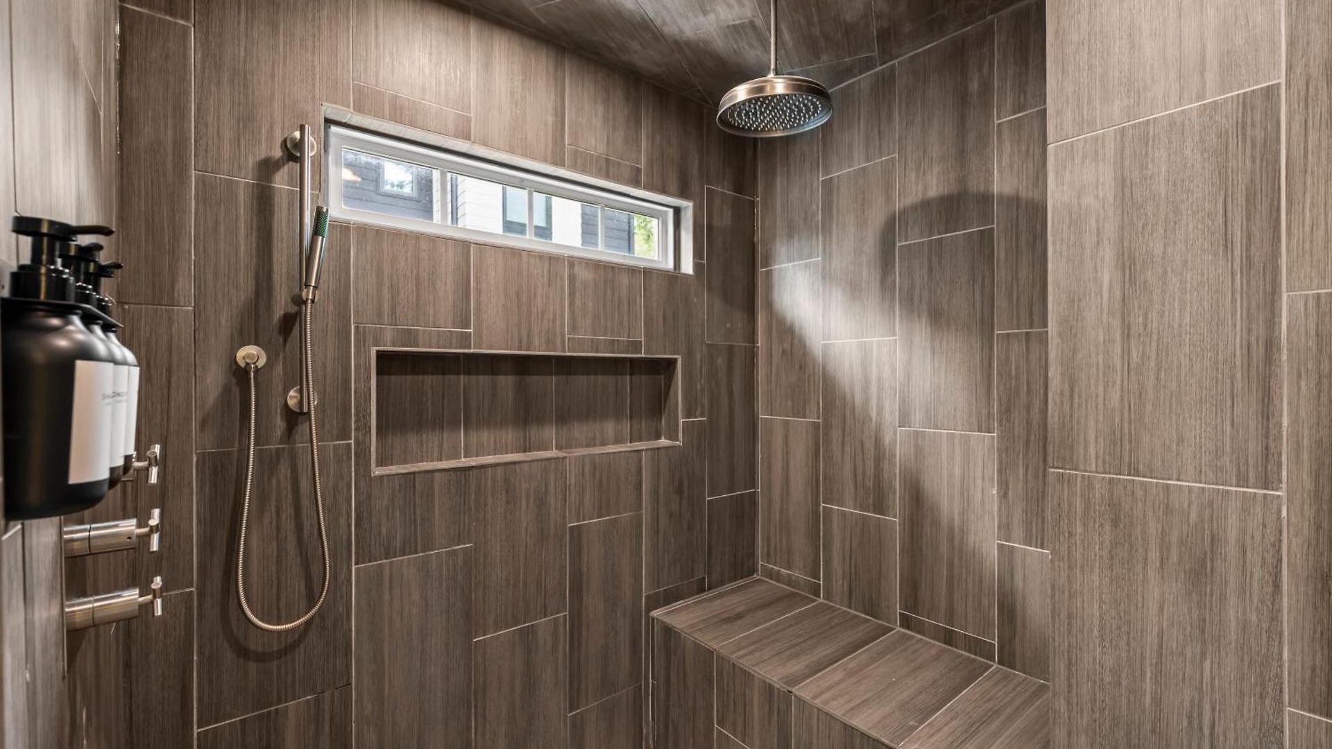 Holiday home Escape To The Arts Golf Sim Theater Hot Tub
