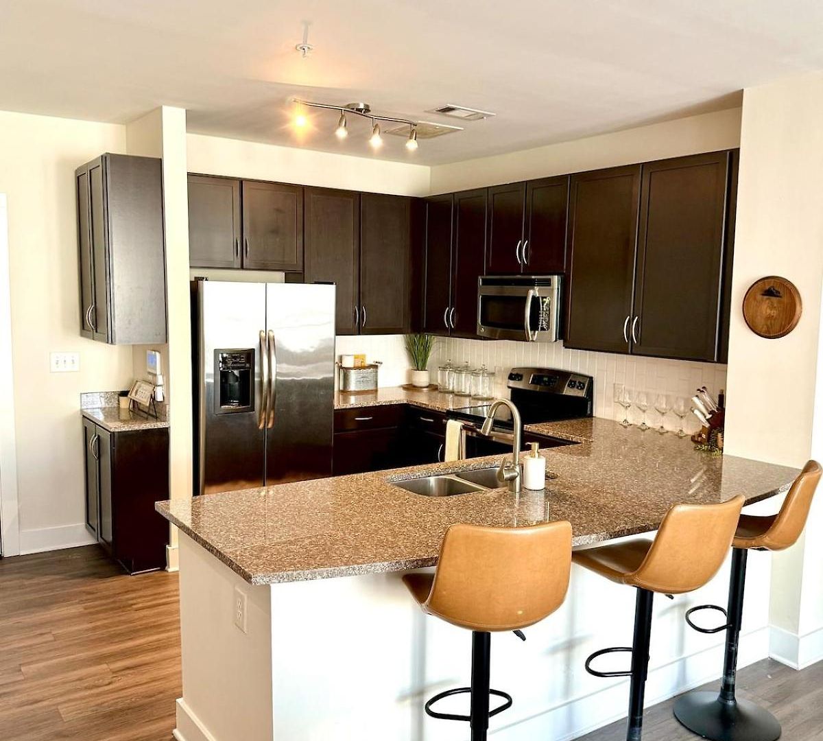 Spacious Uptown Luxury Escape Apartment *