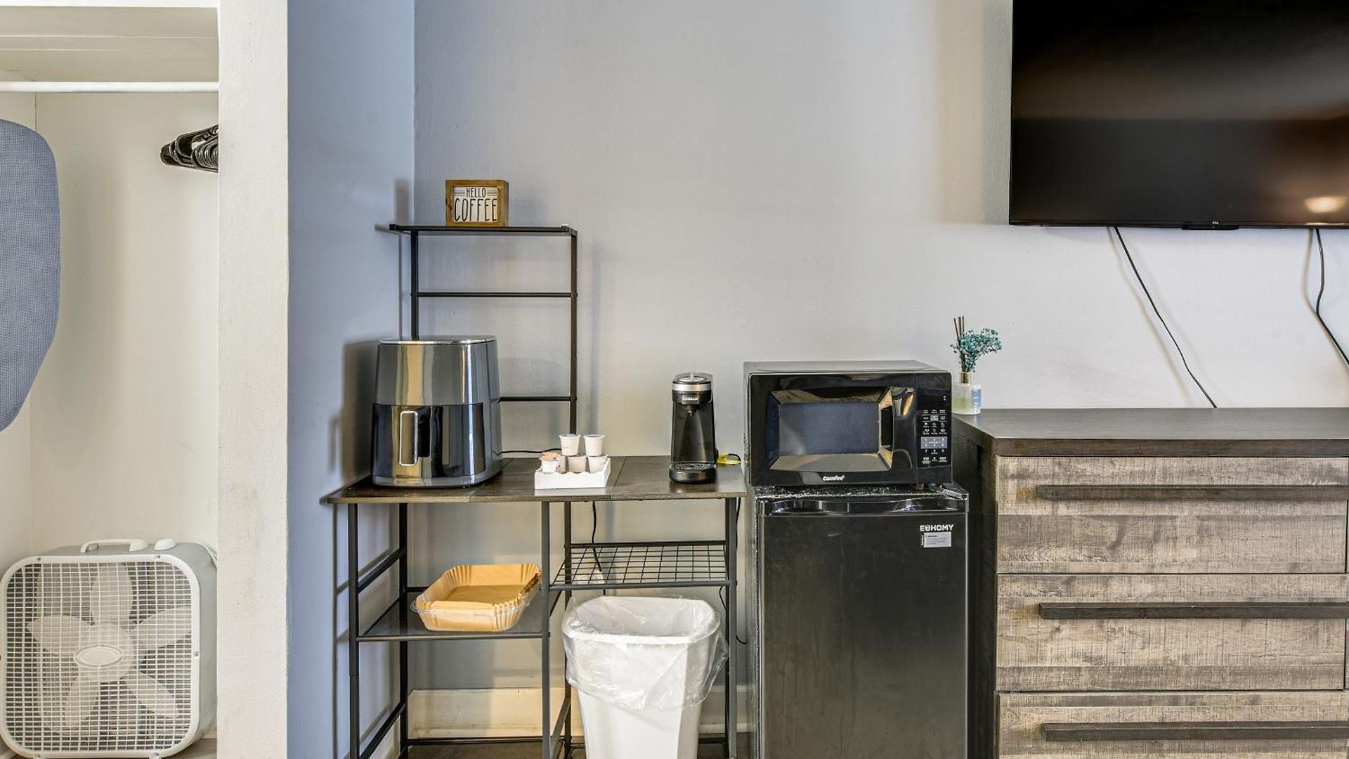 Work & Play! Near Uptown, Hospitals, Sports Apartment Charlotte