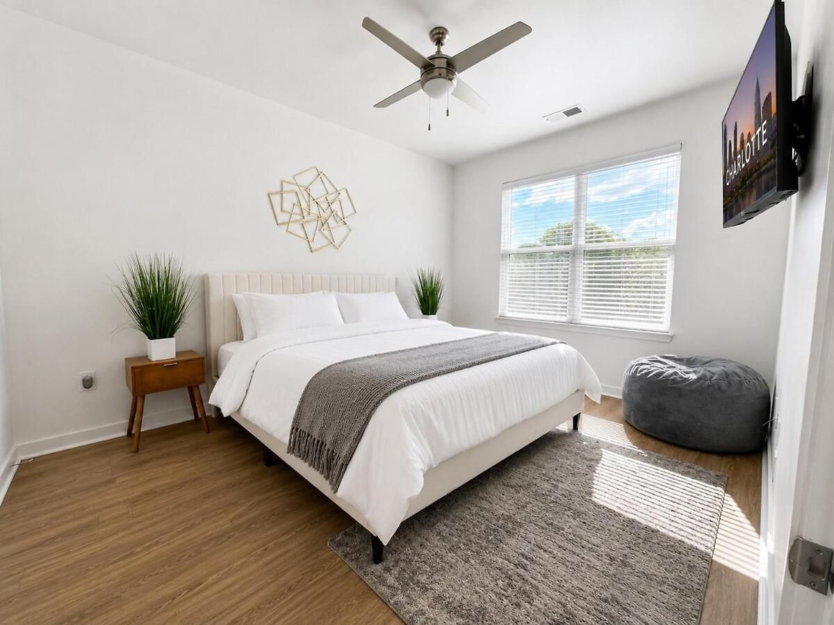 Bofa 8 Min King Balcony Pool W Parking Apartment *
