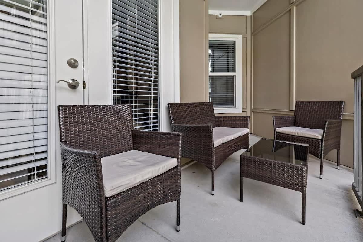 Near Dt Cpcc Lynx With Pool Gym Wd Parking Charlotte
