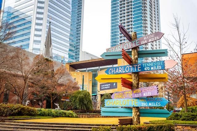 Gorgeous 1br Guest Close To All! Charlotte