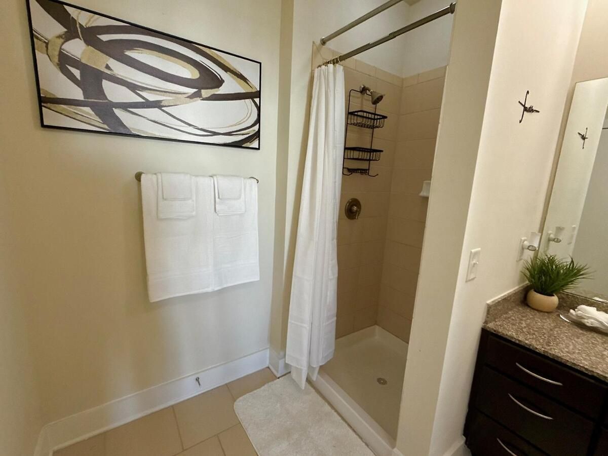 Spacious Uptown Luxury Escape Charlotte