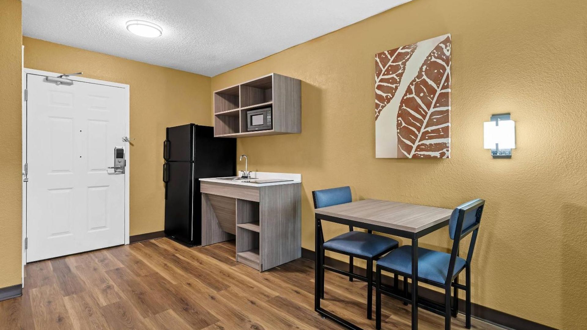 Mainstay - Executive Park Hotel