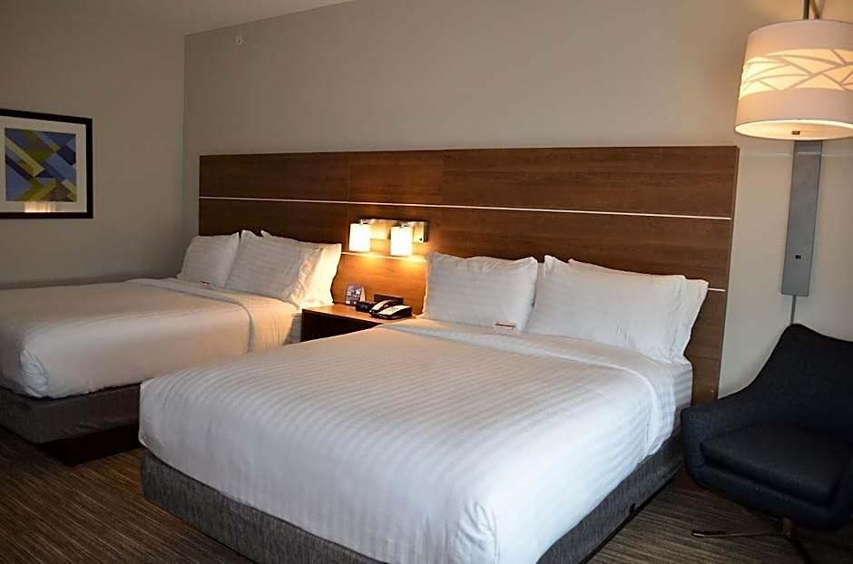 Express & - Ne - Area By Ihg Hotel