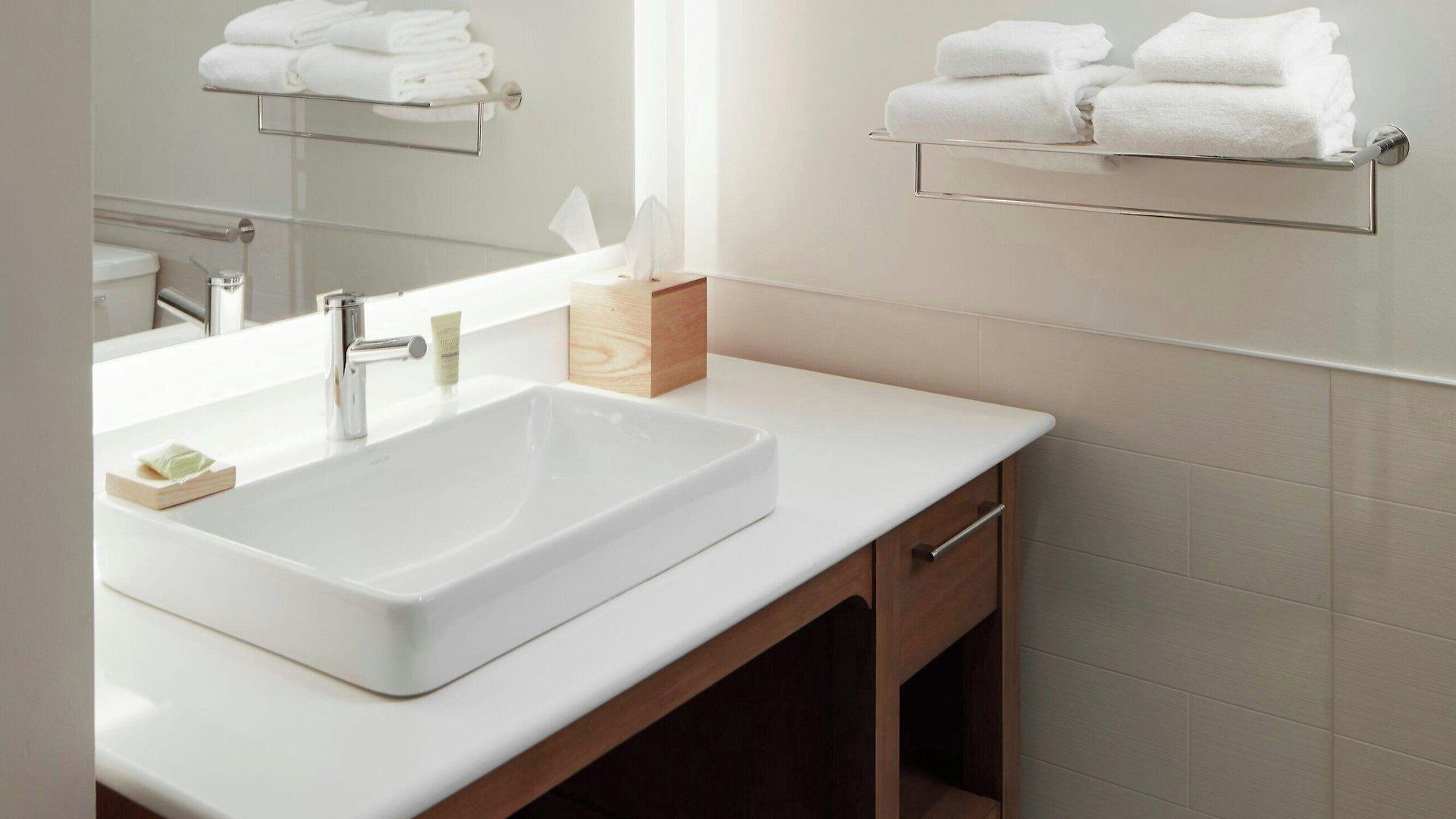 Element By Marriott Uptown Hotel 4*