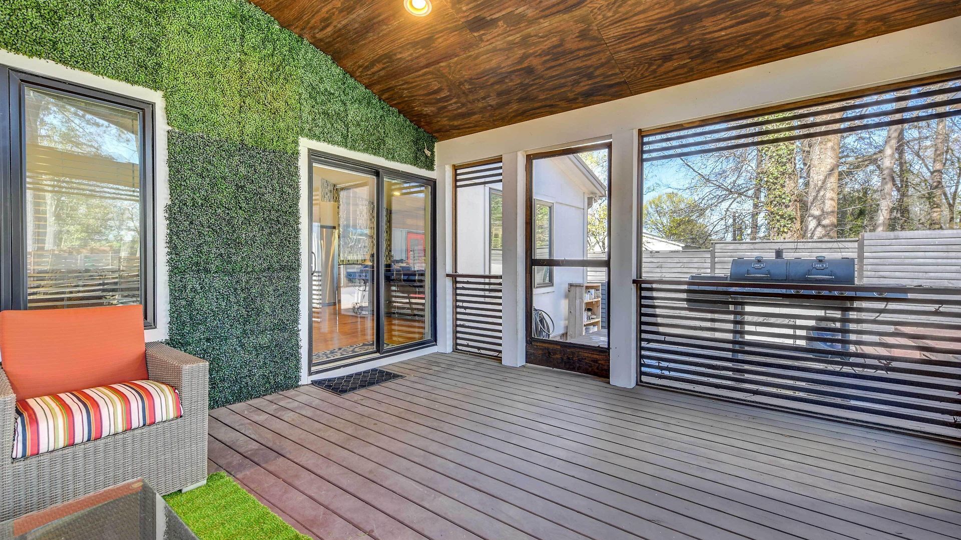Holiday home Modern With Yard 3 Mi To Uptown Charlotte!