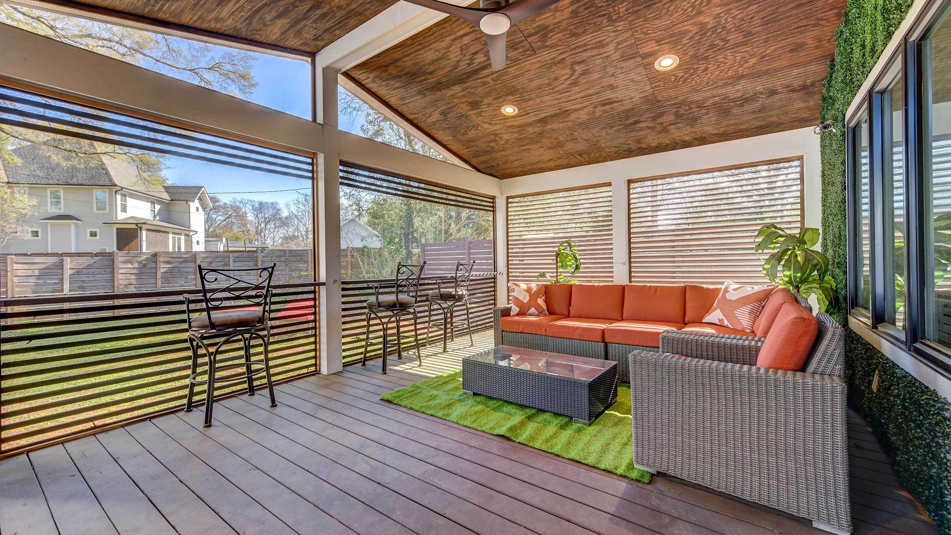 Holiday home Modern With Yard 3 Mi To Uptown Charlotte! *