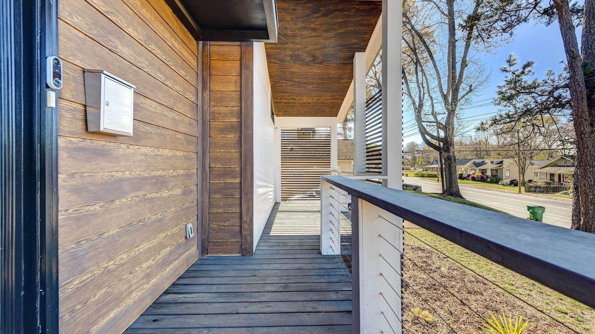 Holiday home Modern With Yard 3 Mi To Uptown Charlotte!
