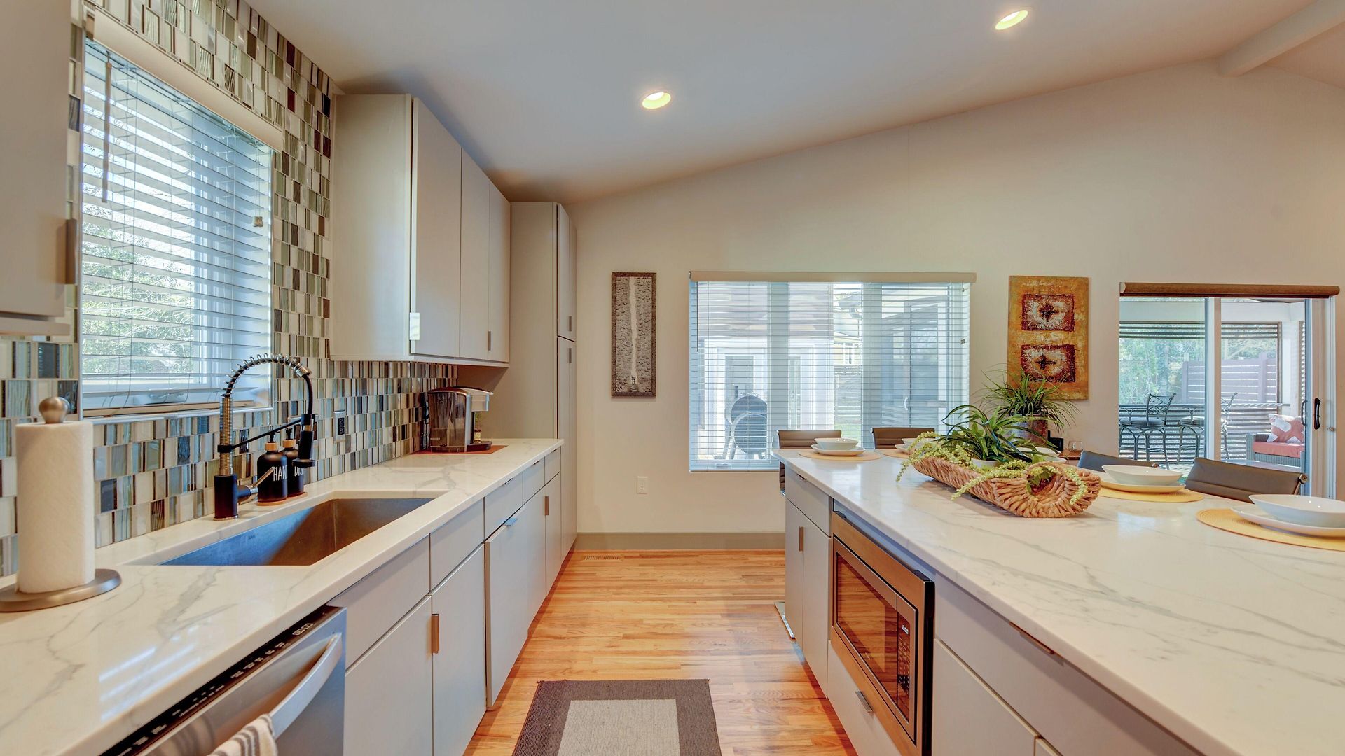 Modern With Yard 3 Mi To Uptown Charlotte! *