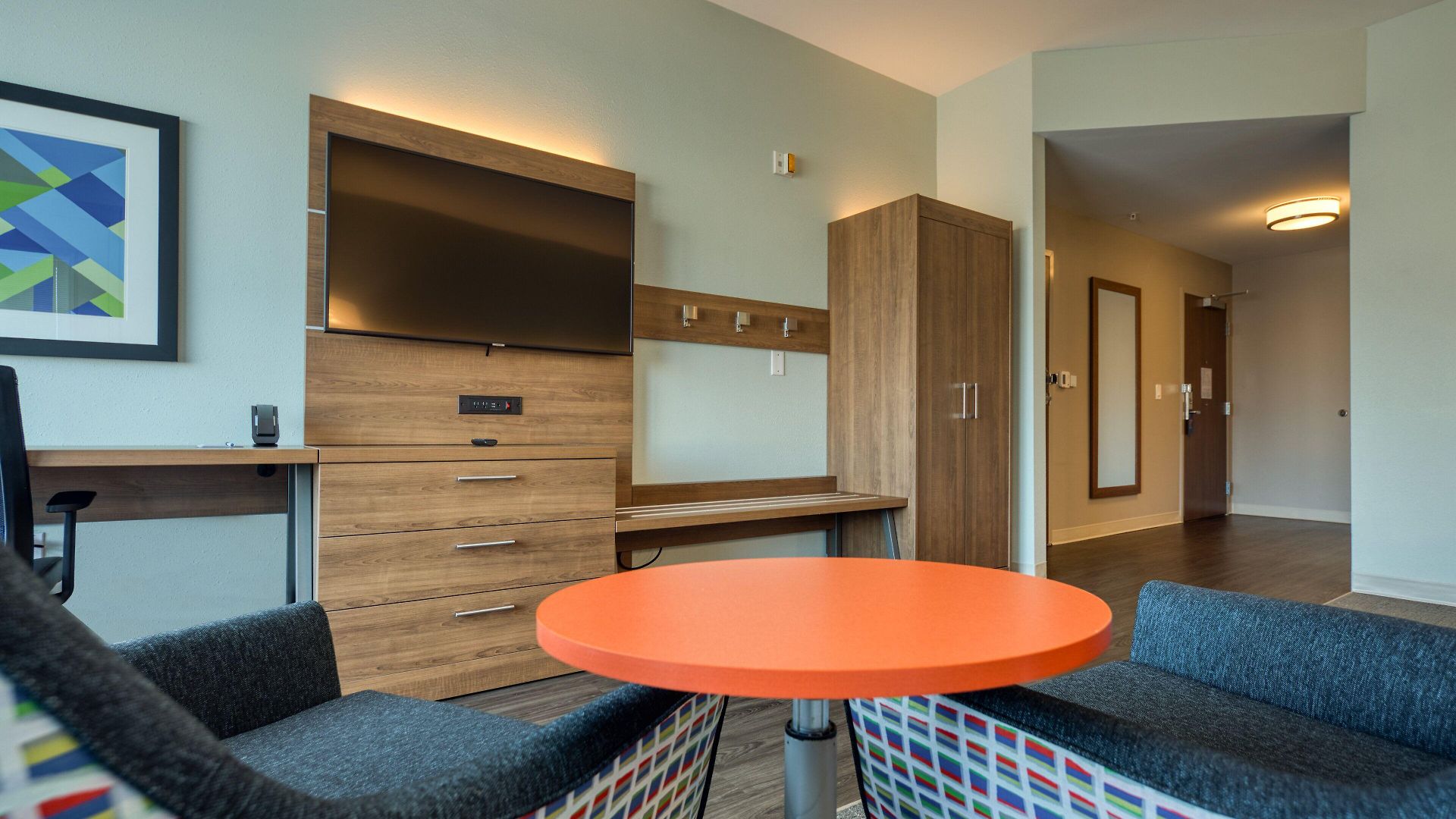 Express & - - South End By Ihg 3*