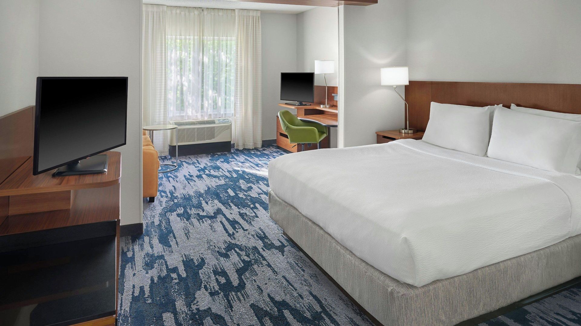 Fairfield & By Marriott Airport Charlotte
