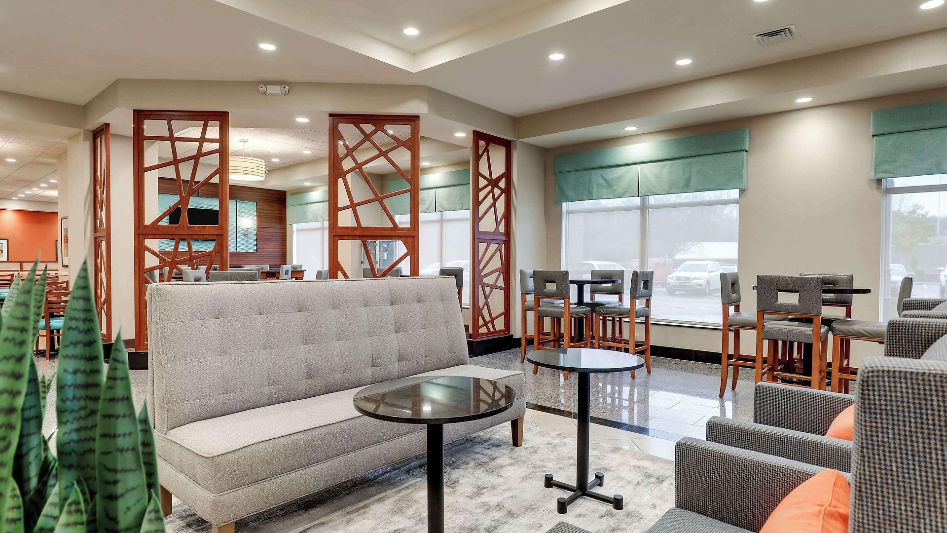 Drury & Arrowood Hotel 4*