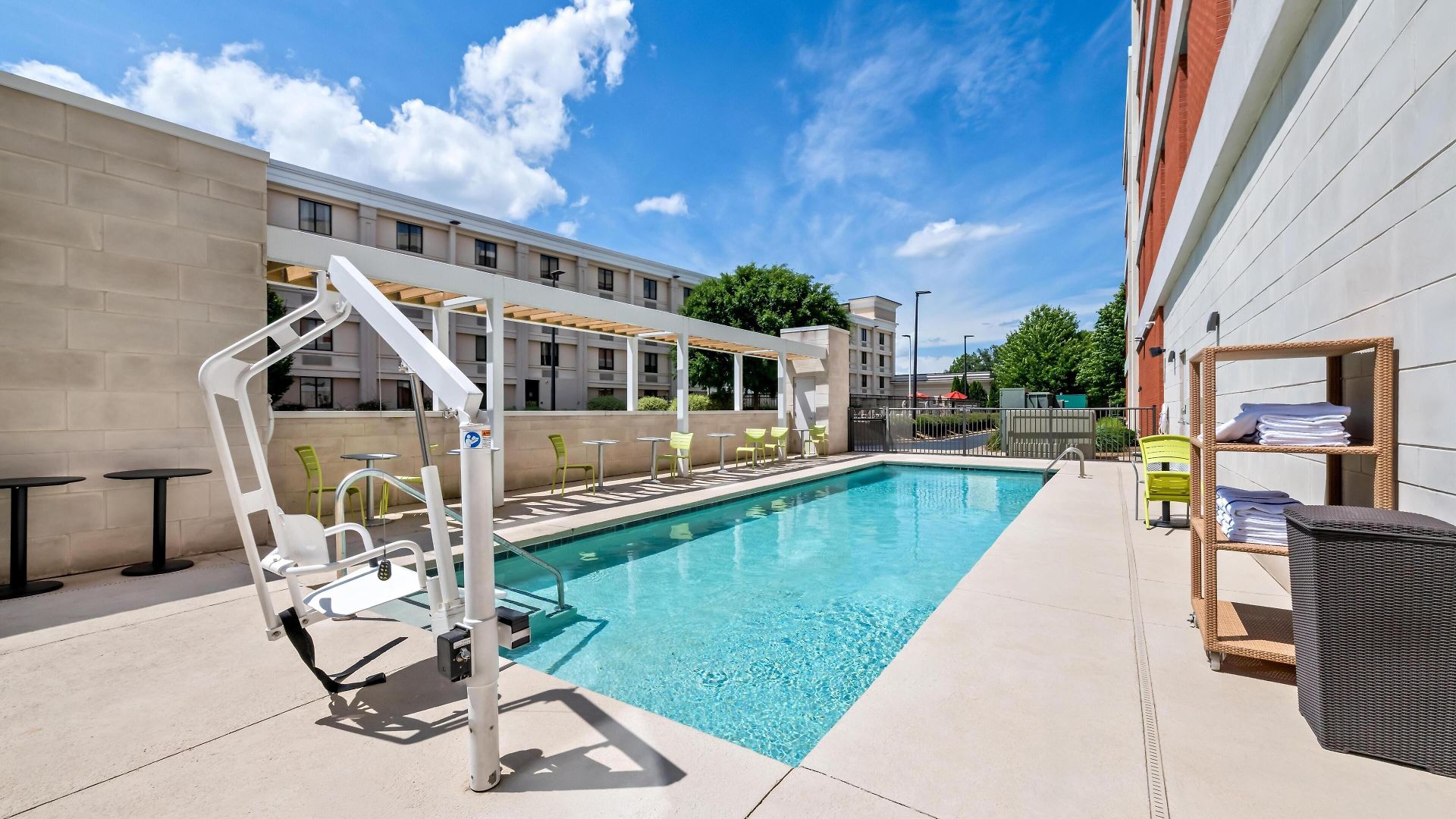 Home2 By Hilton Airport Hotel Charlotte