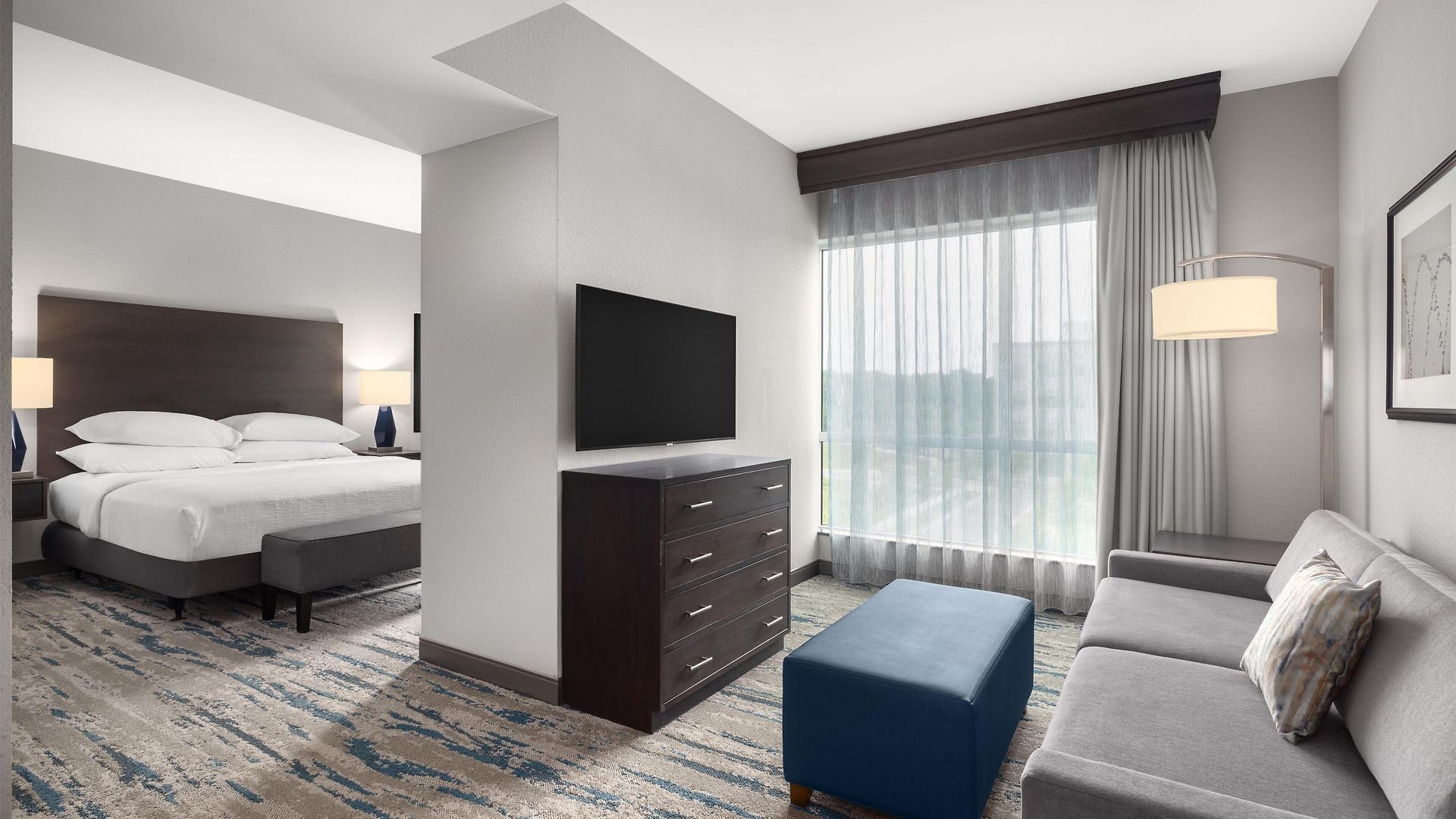 Hotel Embassy Charlotte/ayrsley 4*