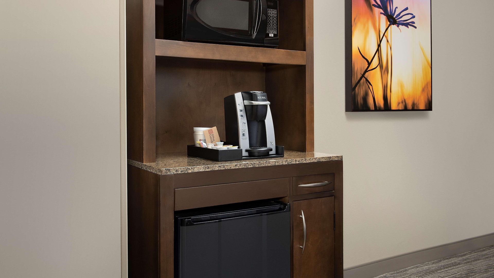 Hotel Hilton Garden Airport 3*