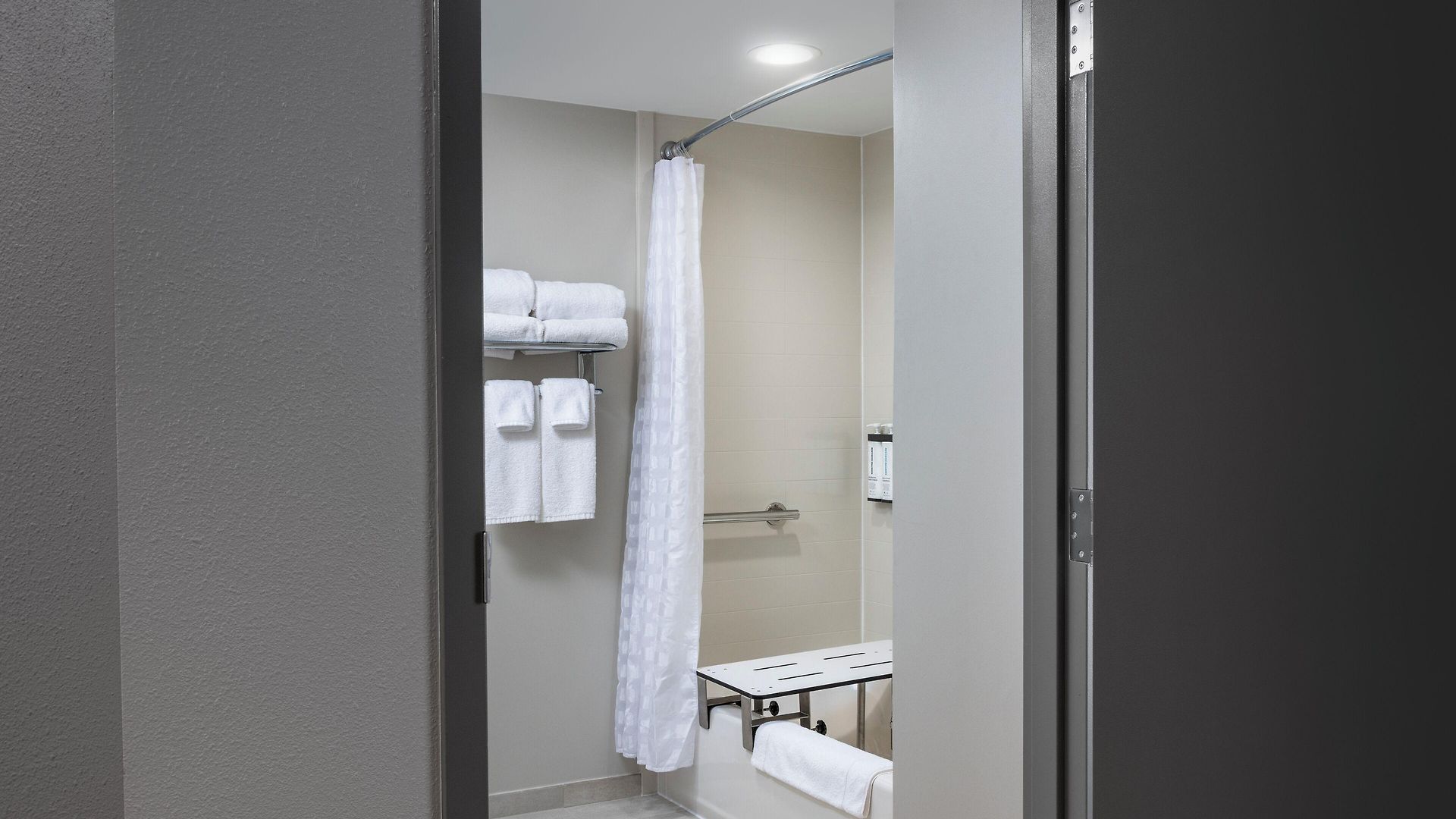 Hyatt House Center Hotel 3*