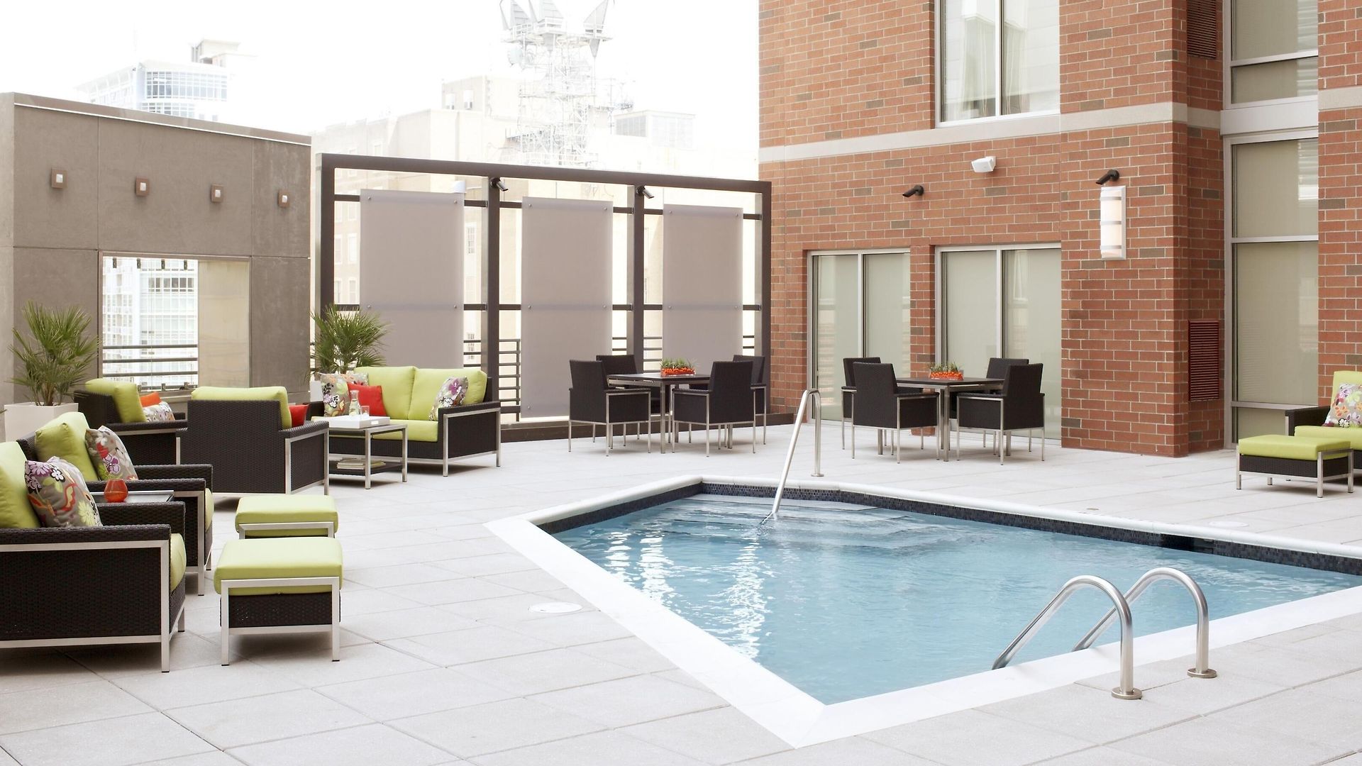 Hyatt House Center Hotel 3*