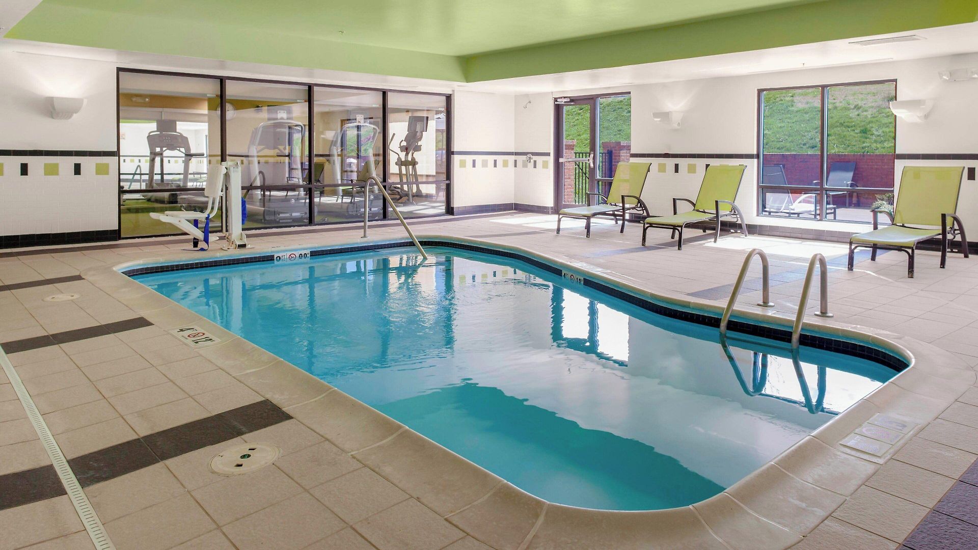 Hotel Fairfield & By Marriott Matthews 3*