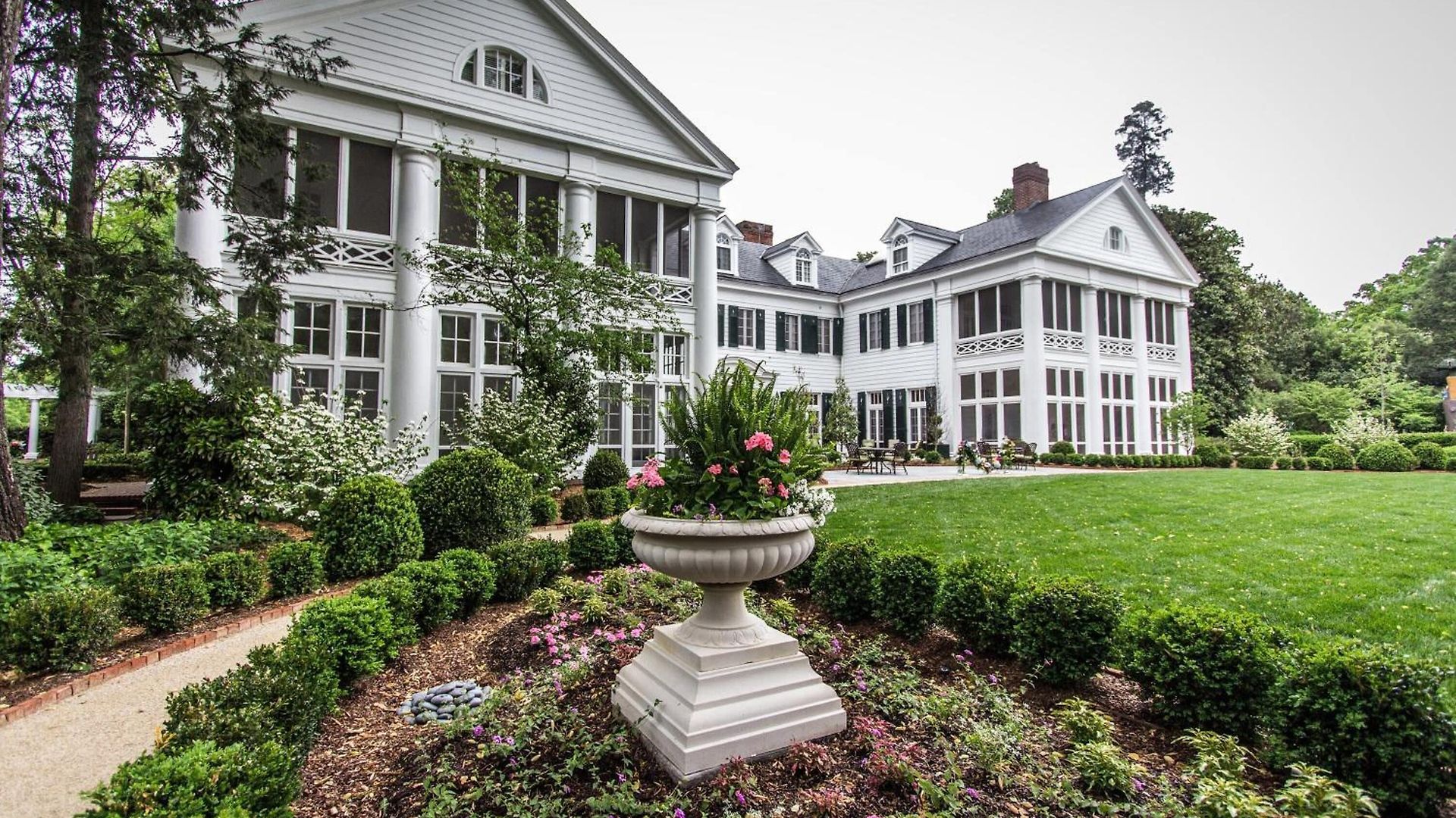 Bed & Breakfast Duke Mansion Charlotte