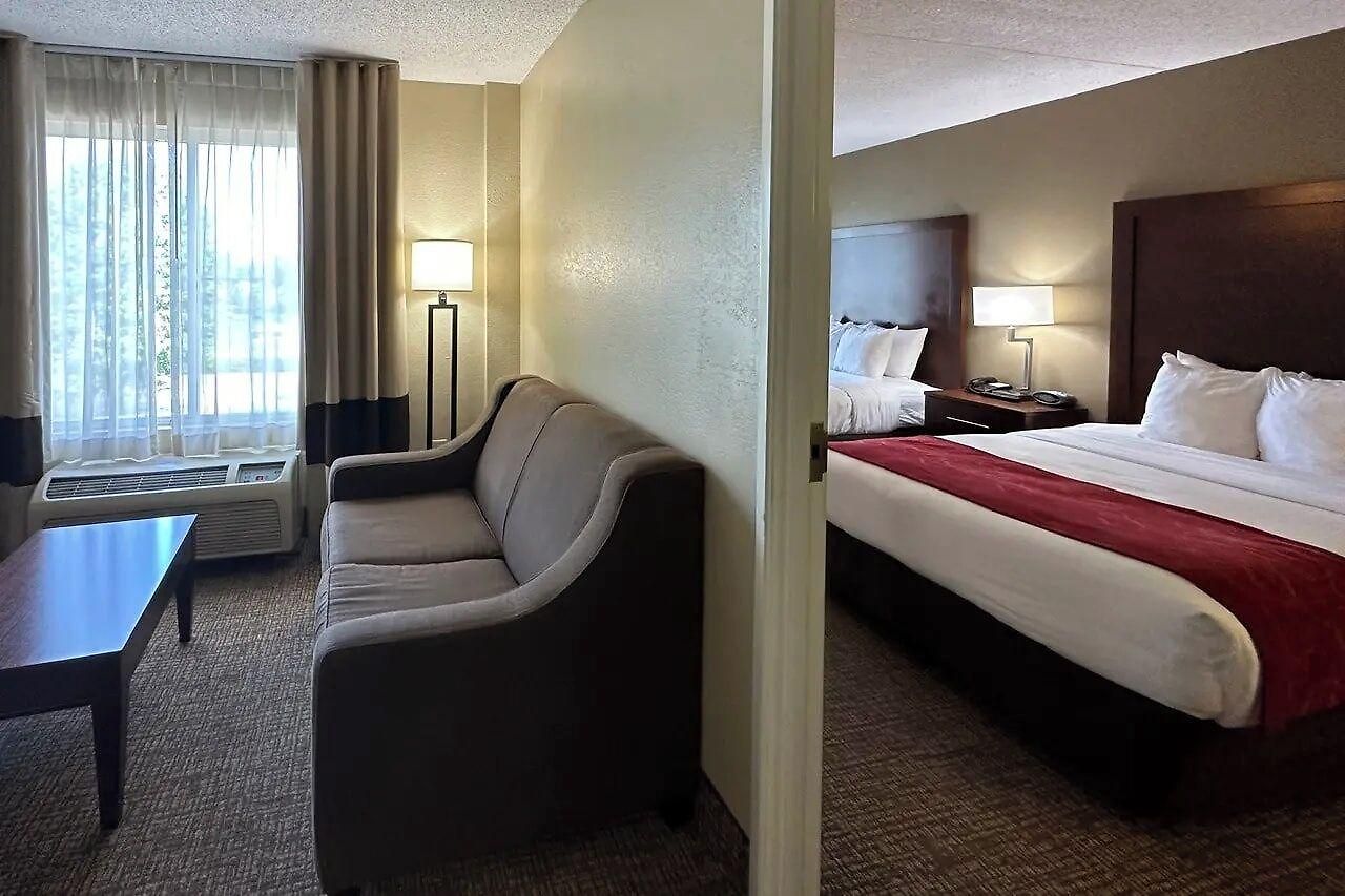 Hotel By Ihg