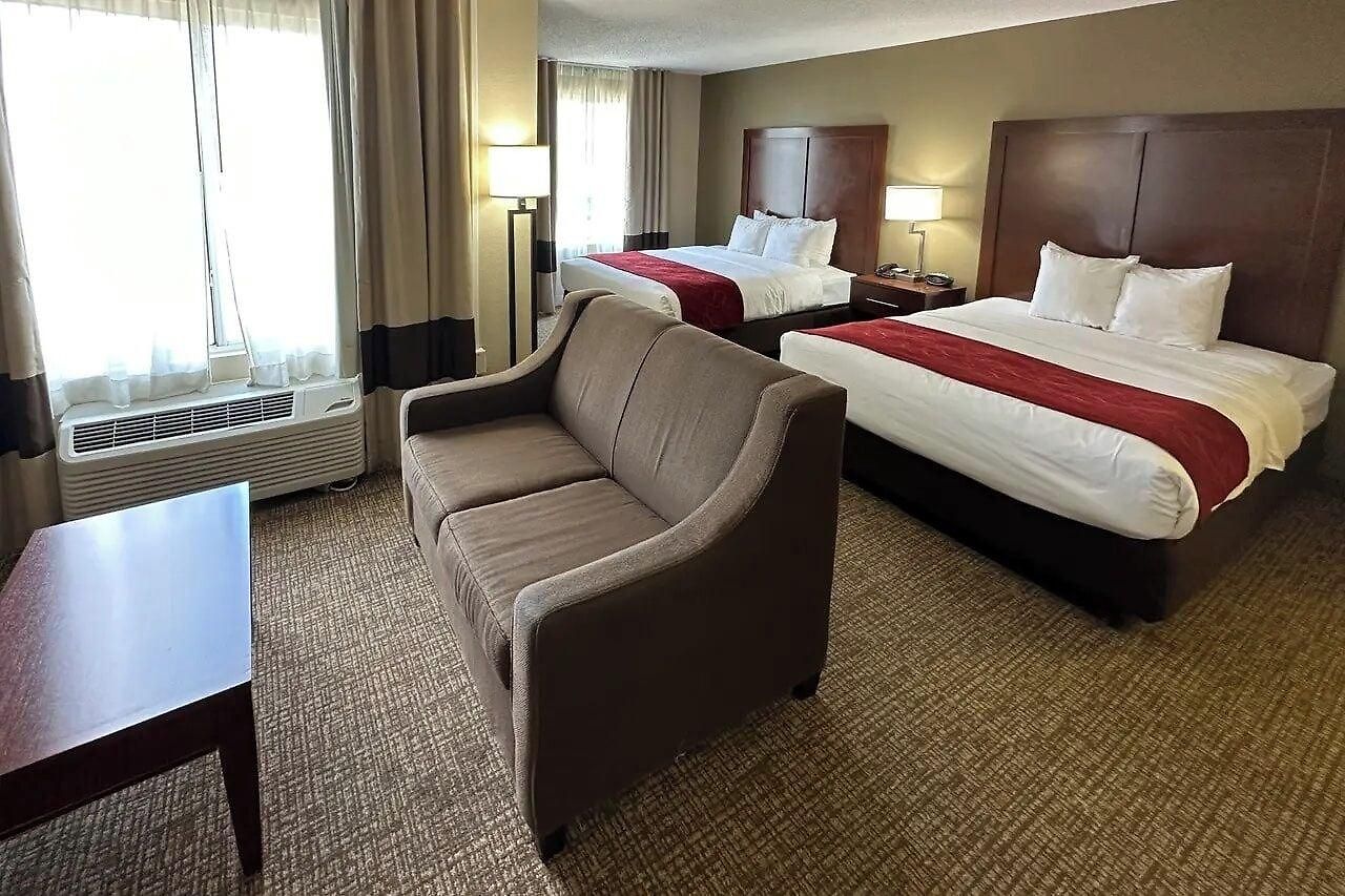 Hotel By Ihg 3*