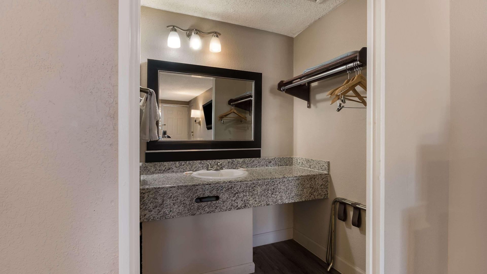 Rodeway Airport Area 4* Charlotte