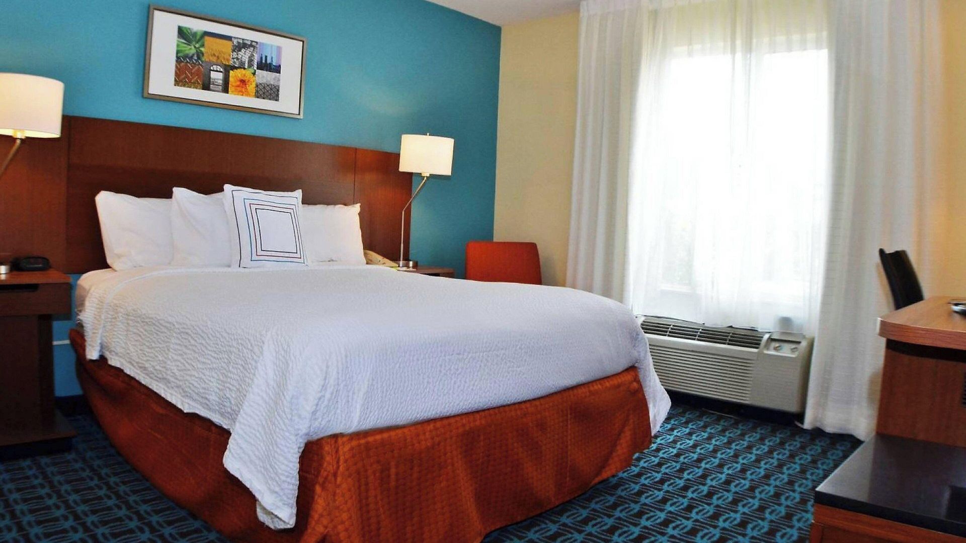 Fairfield Northlake Hotel