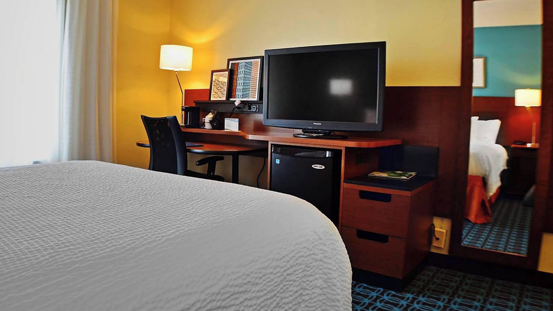 Fairfield Northlake Hotel