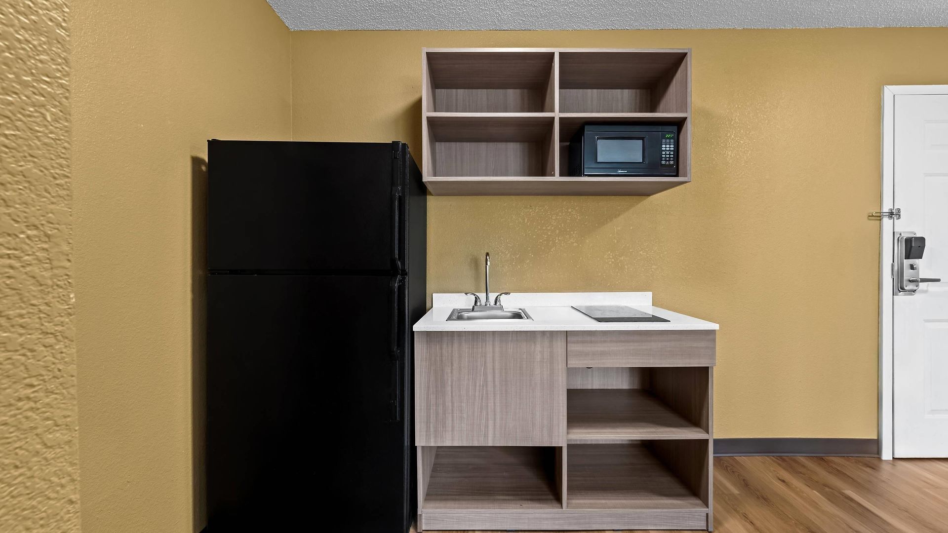 Mainstay - Executive Park 3*
