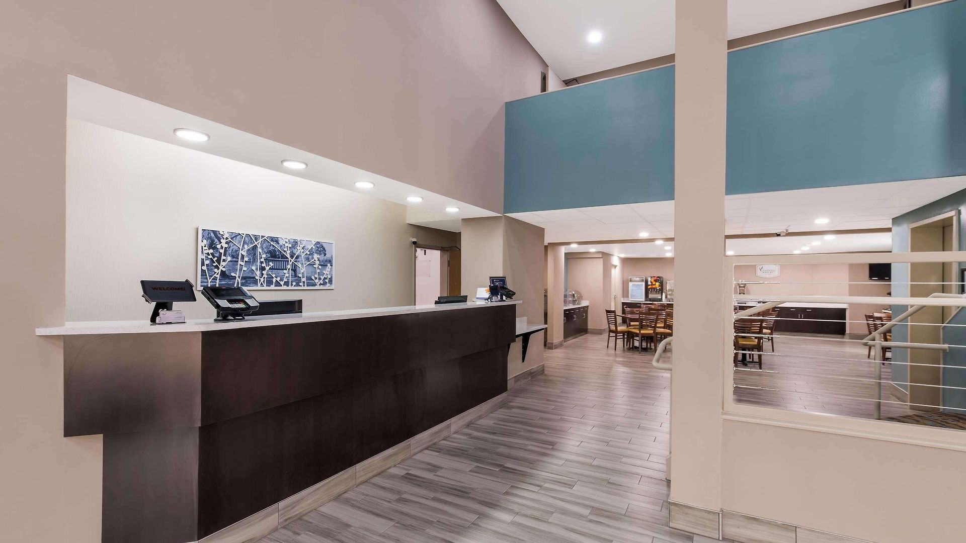 Inn Sleep Northlake 4*