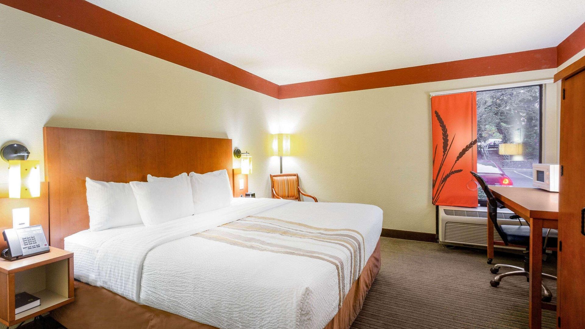 Hotel Spark By Hilton Airport North 3*