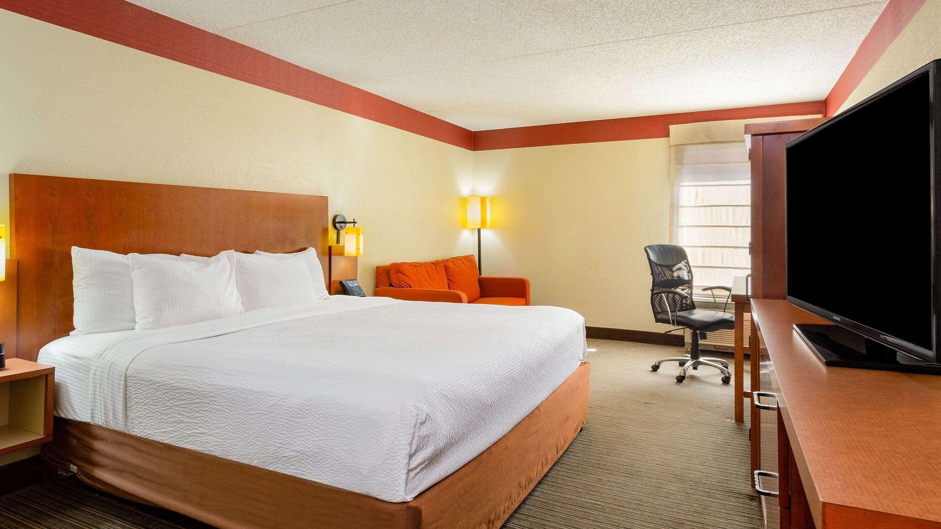 Hotel Spark By Hilton Airport North Charlotte