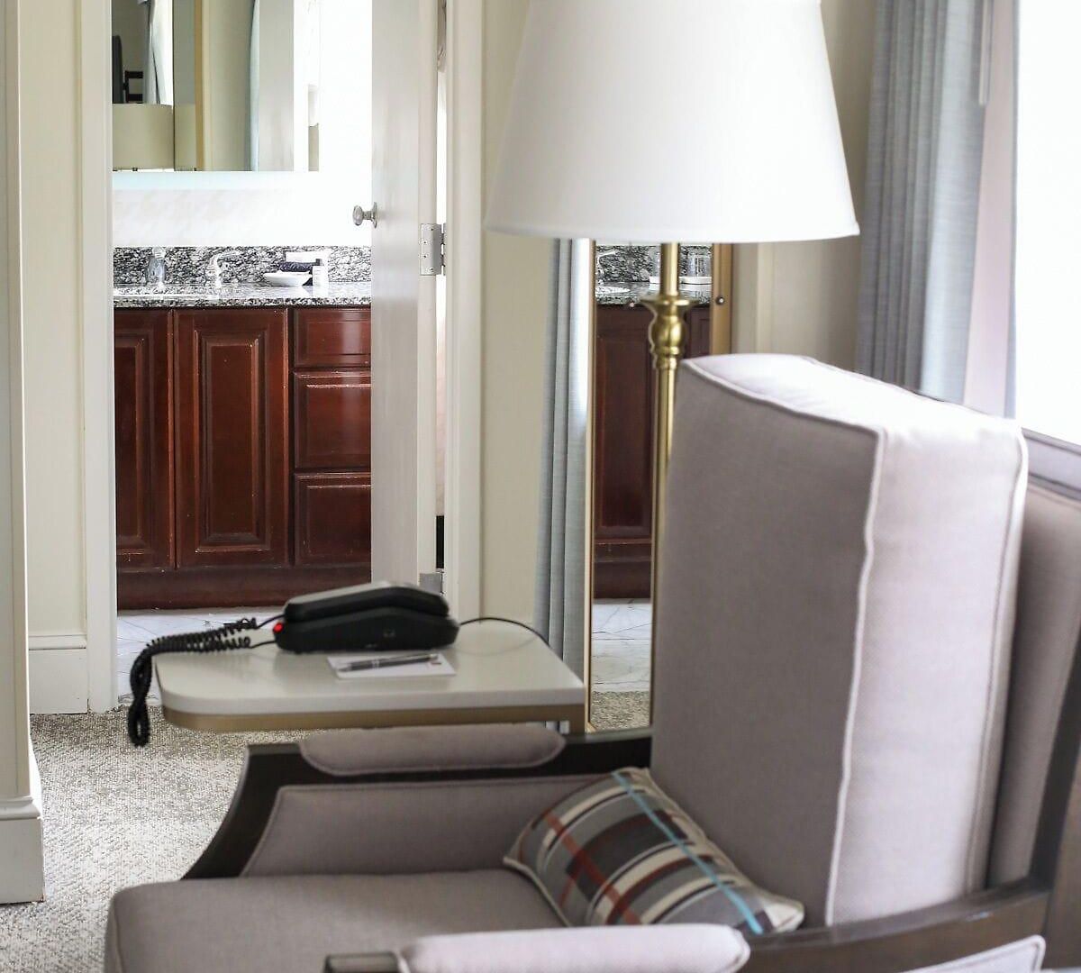 Dunhill Hotel 4*
