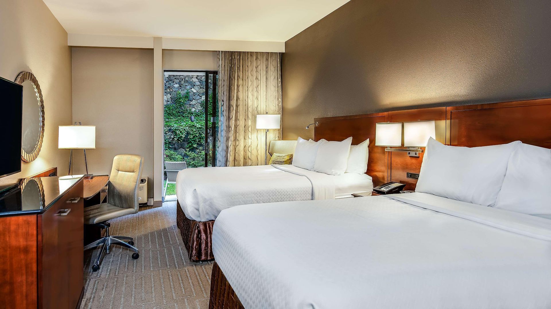 Sonesta Lower South End Hotel 4*