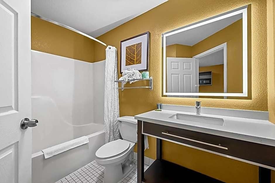 Mainstay - Executive Park 3* Charlotte