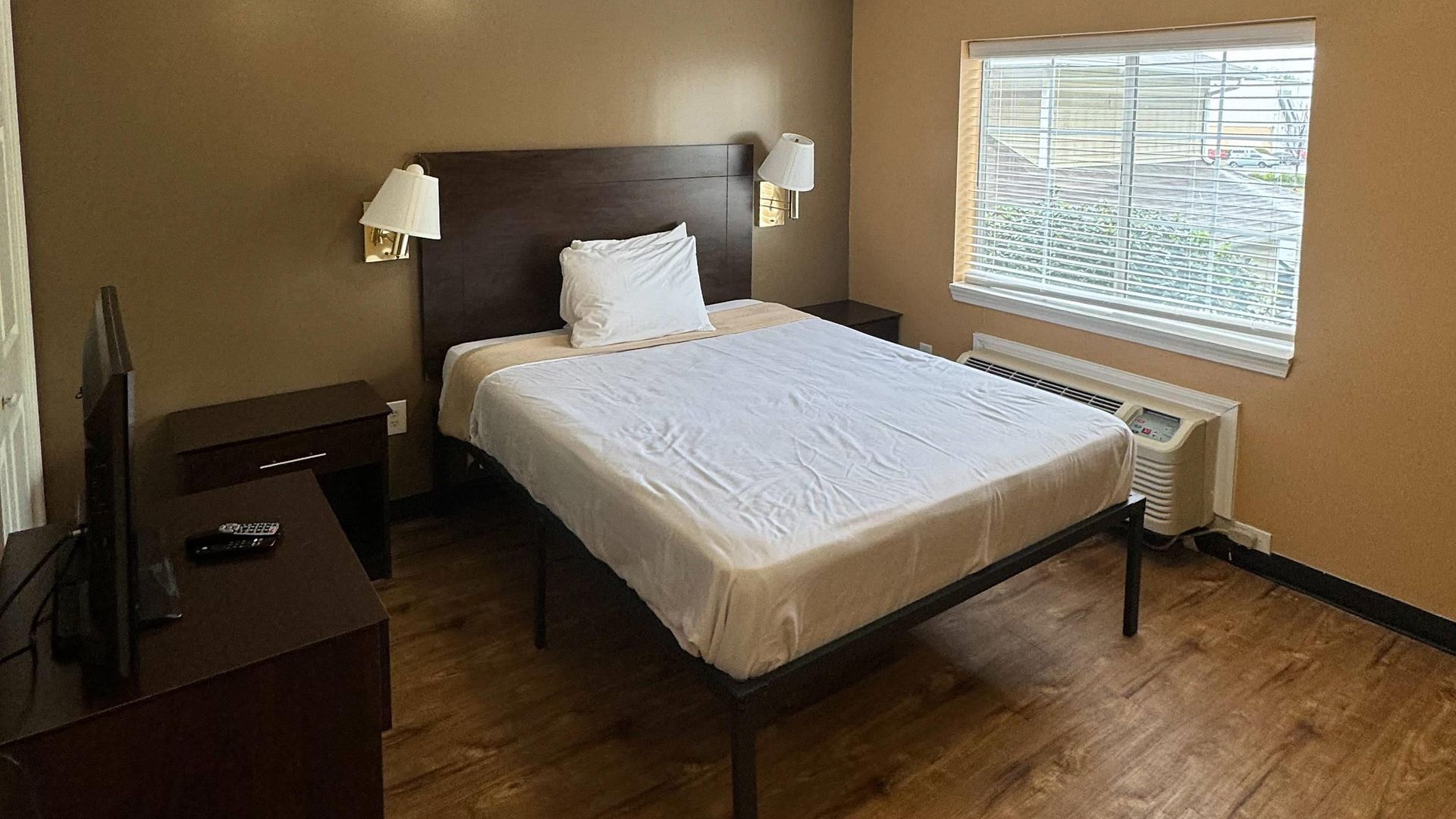 Suburban Near Of North Carolina-charlotte Hotel Charlotte