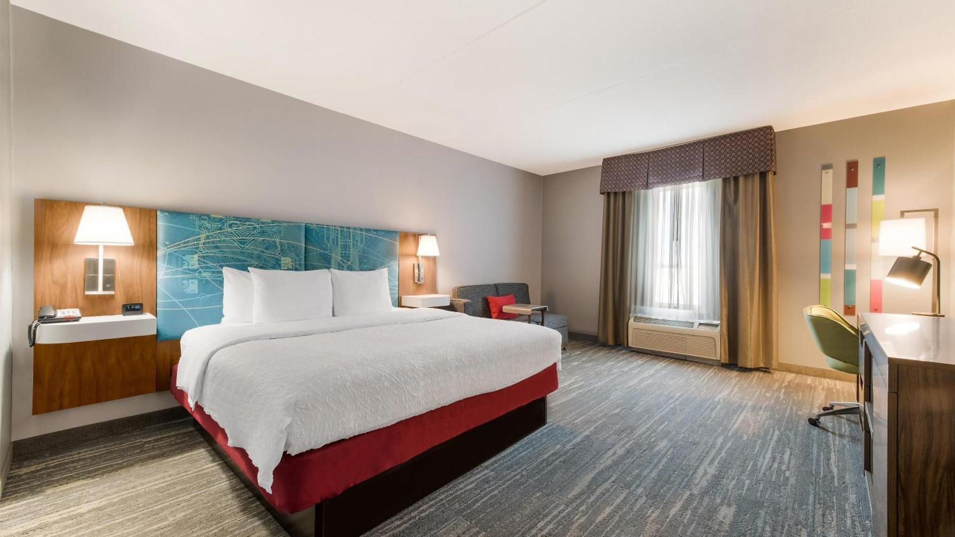 Hotel Hampton & Charlotte-airport 3*