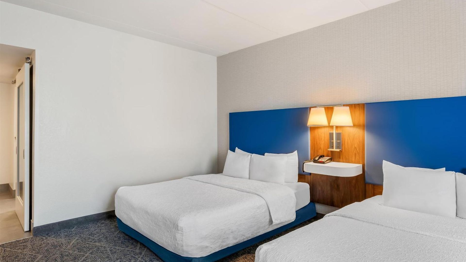 Hotel Hampton & Charlotte-airport