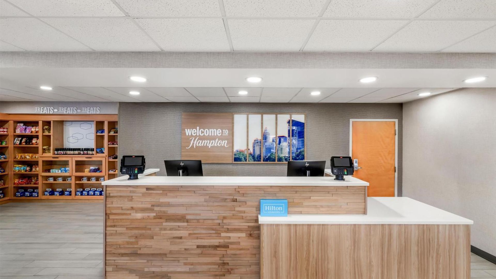 Hotel Hampton & Charlotte-airport 3*