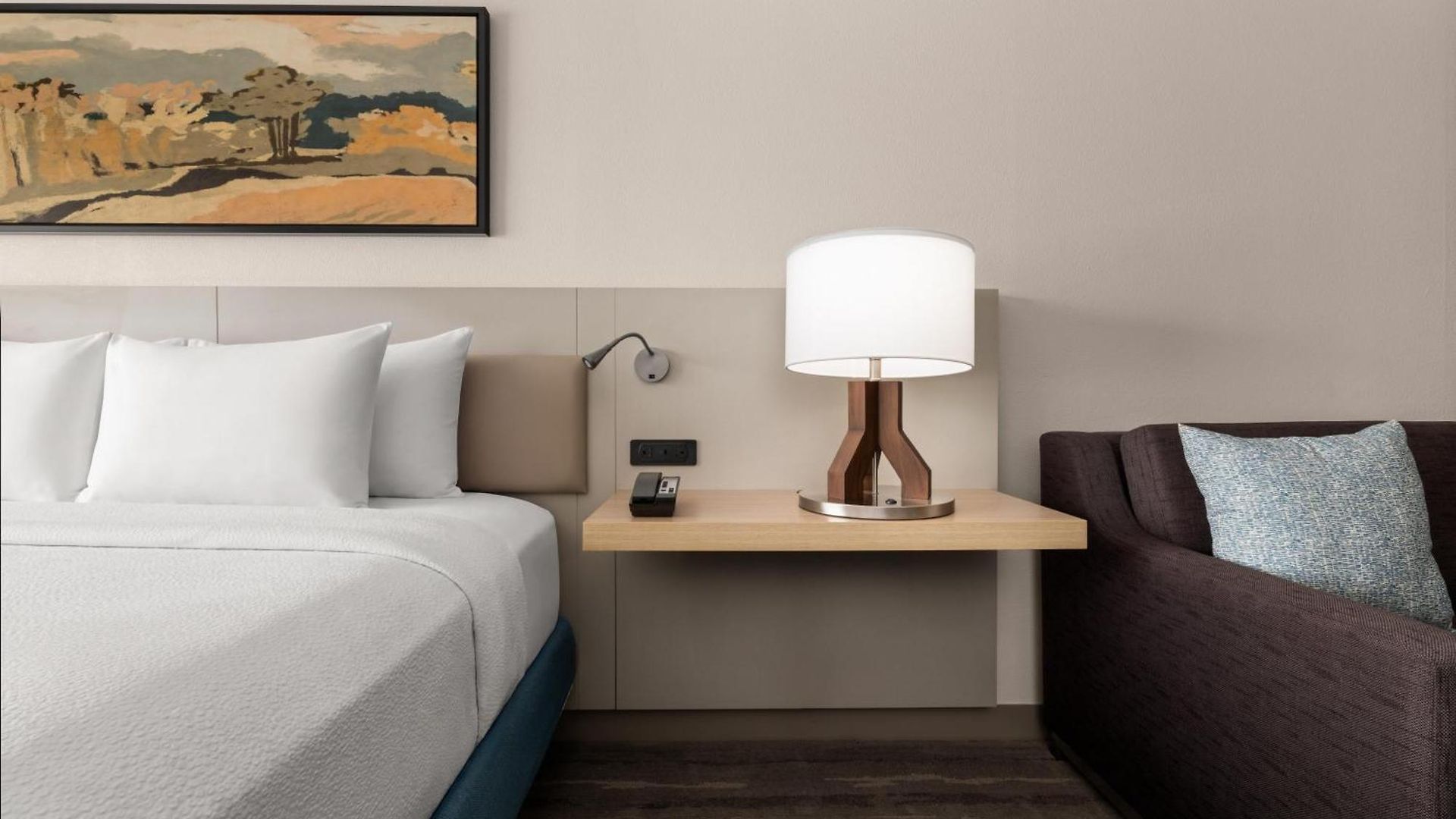 Hilton Garden North Hotel