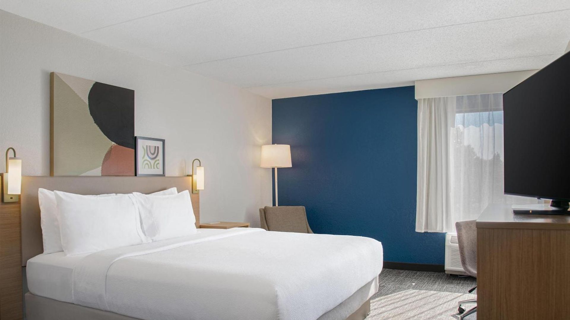 Spark By Hilton Airport North Hotel 3*