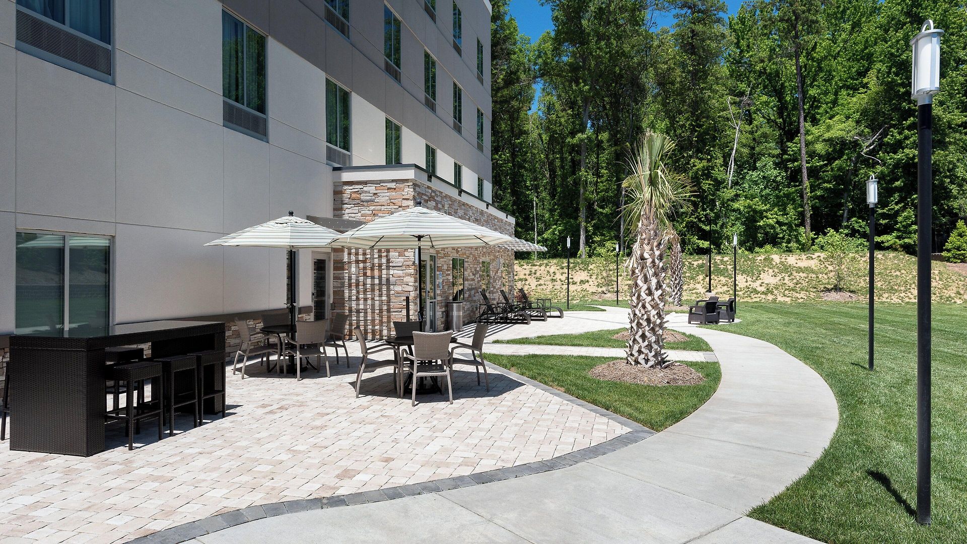 Express & - Airport By Ihg Charlotte