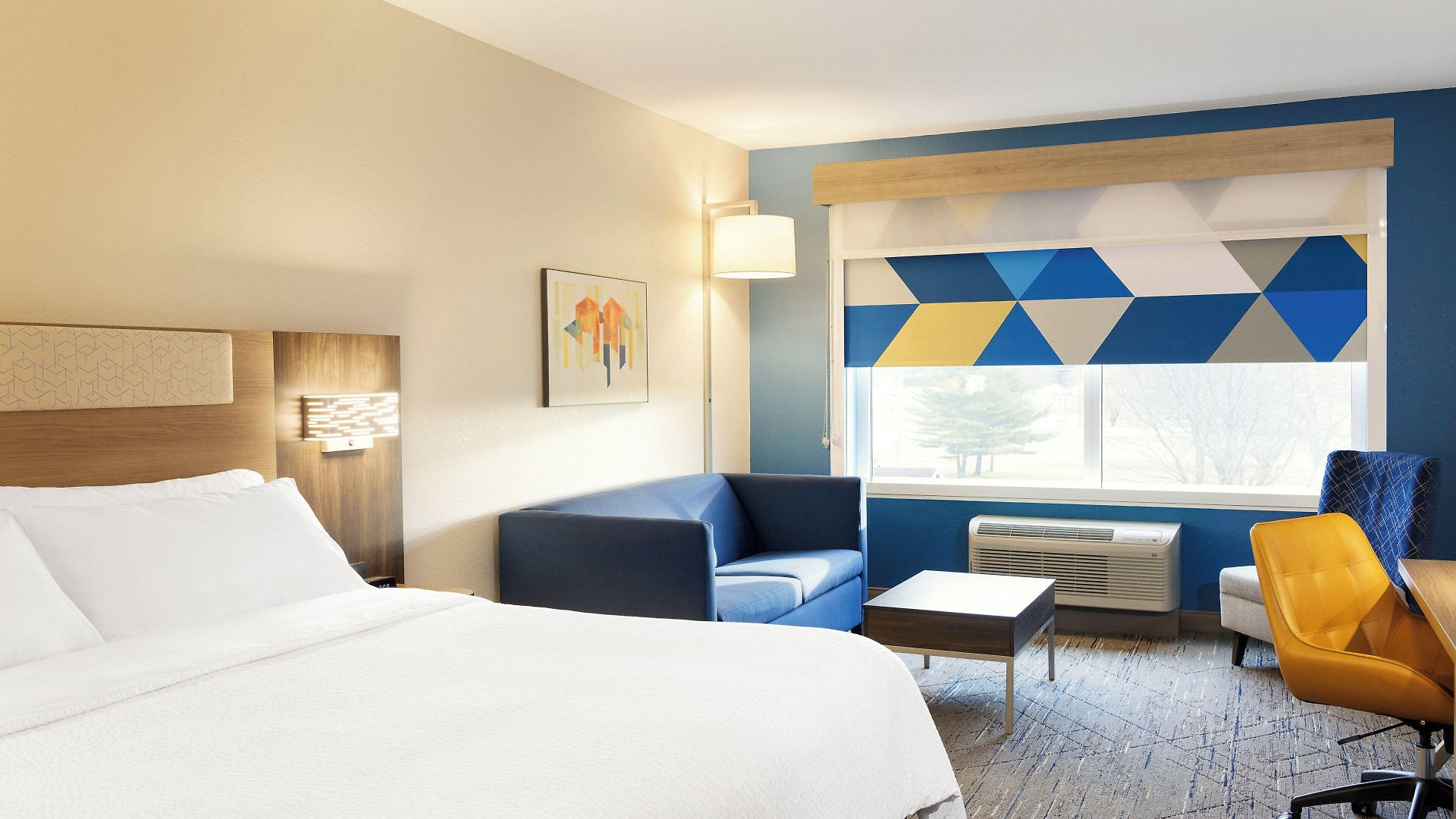Express & North By Ihg Hotel 3*