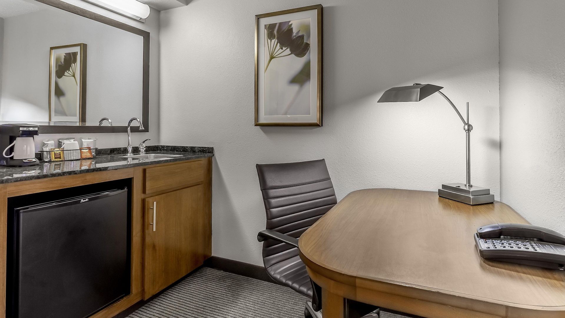 Hyatt Place Airport Billy Graham Parkway