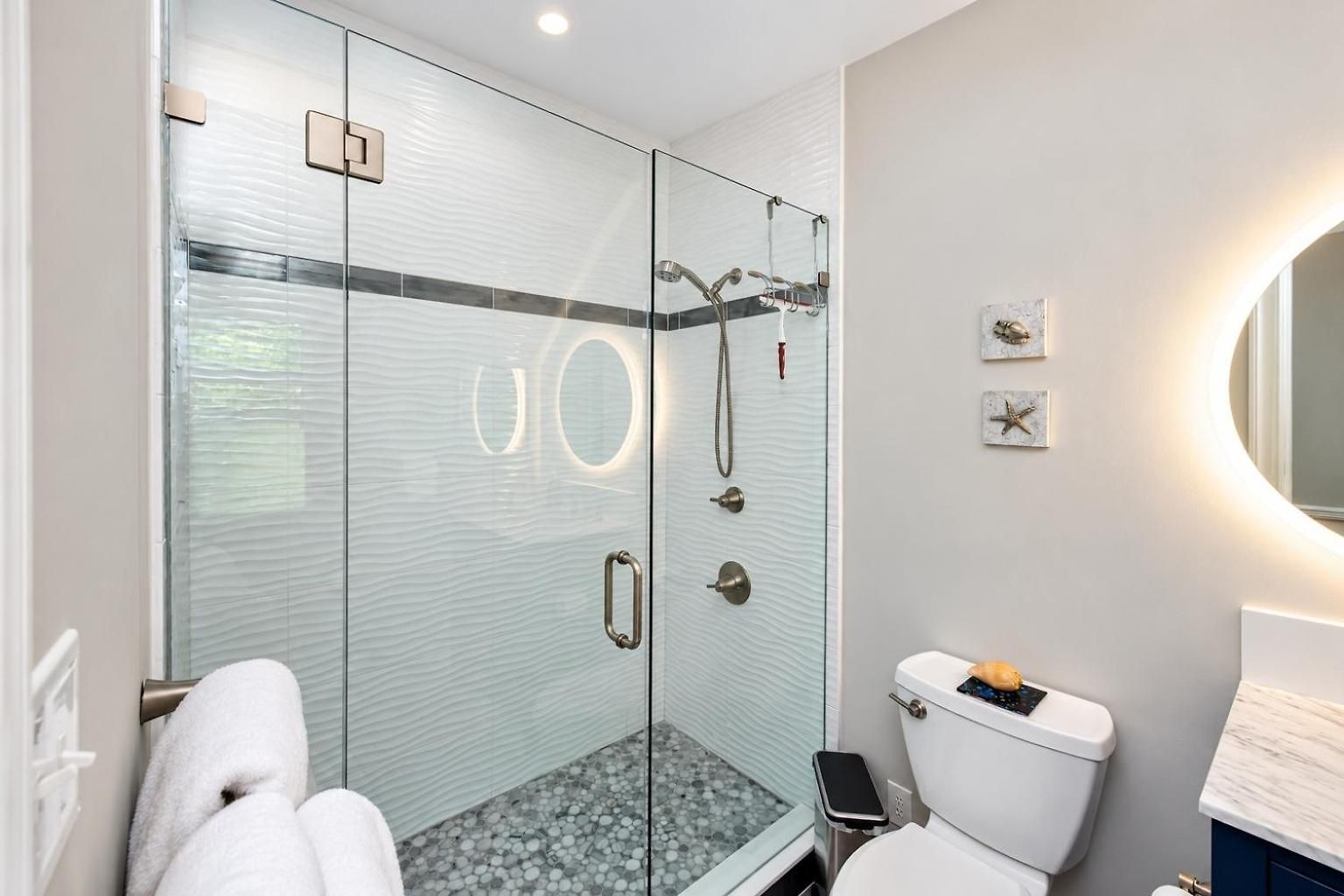 3br Escape: Pool, Hot Tub & Theater Charlotte