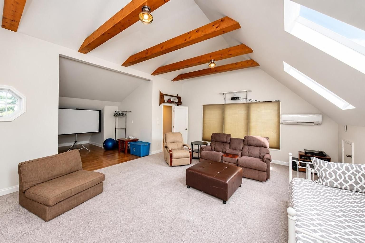 Holiday home 3br Escape: Pool, Hot Tub & Theater Charlotte