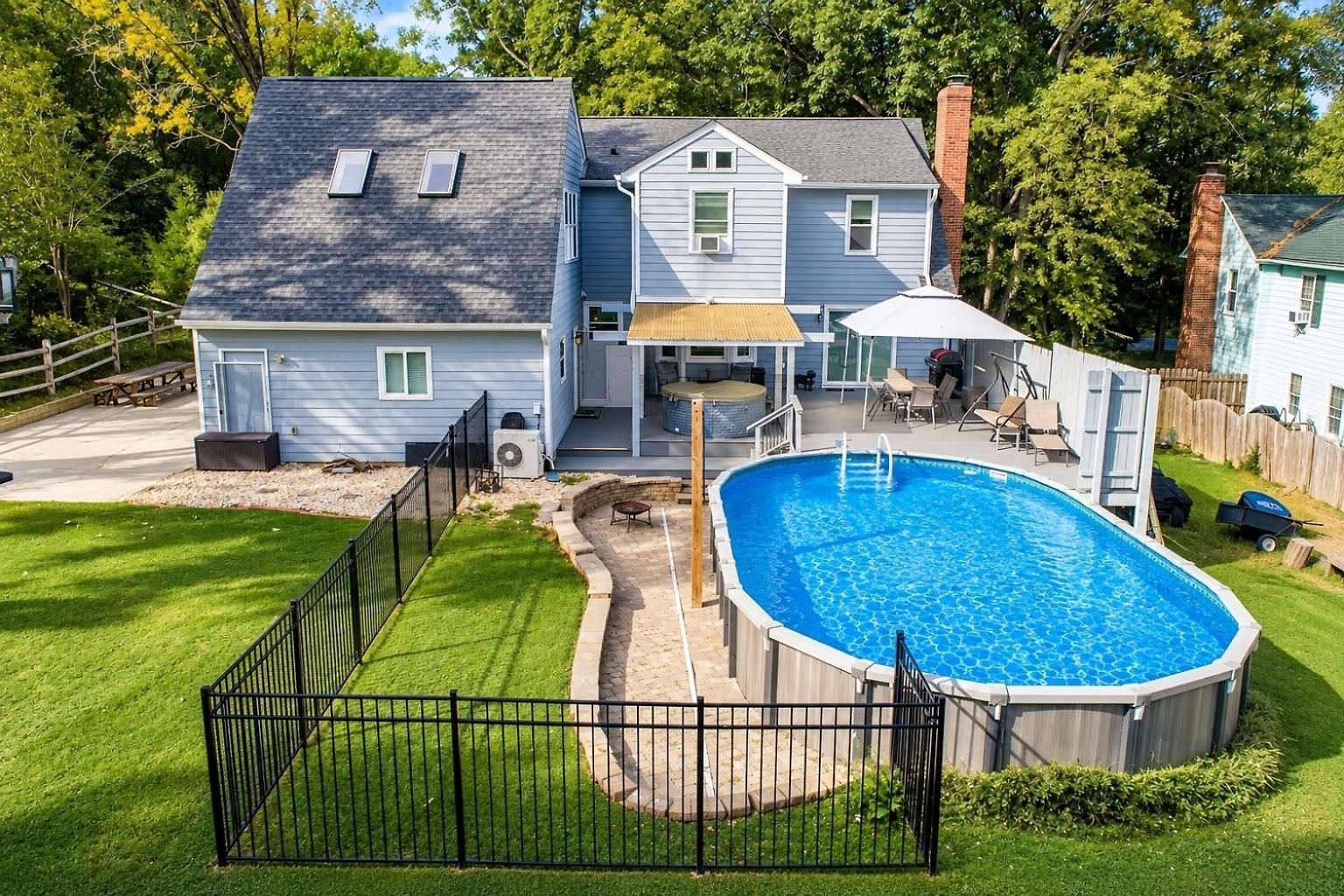 3br Escape: Pool, Hot Tub & Theater