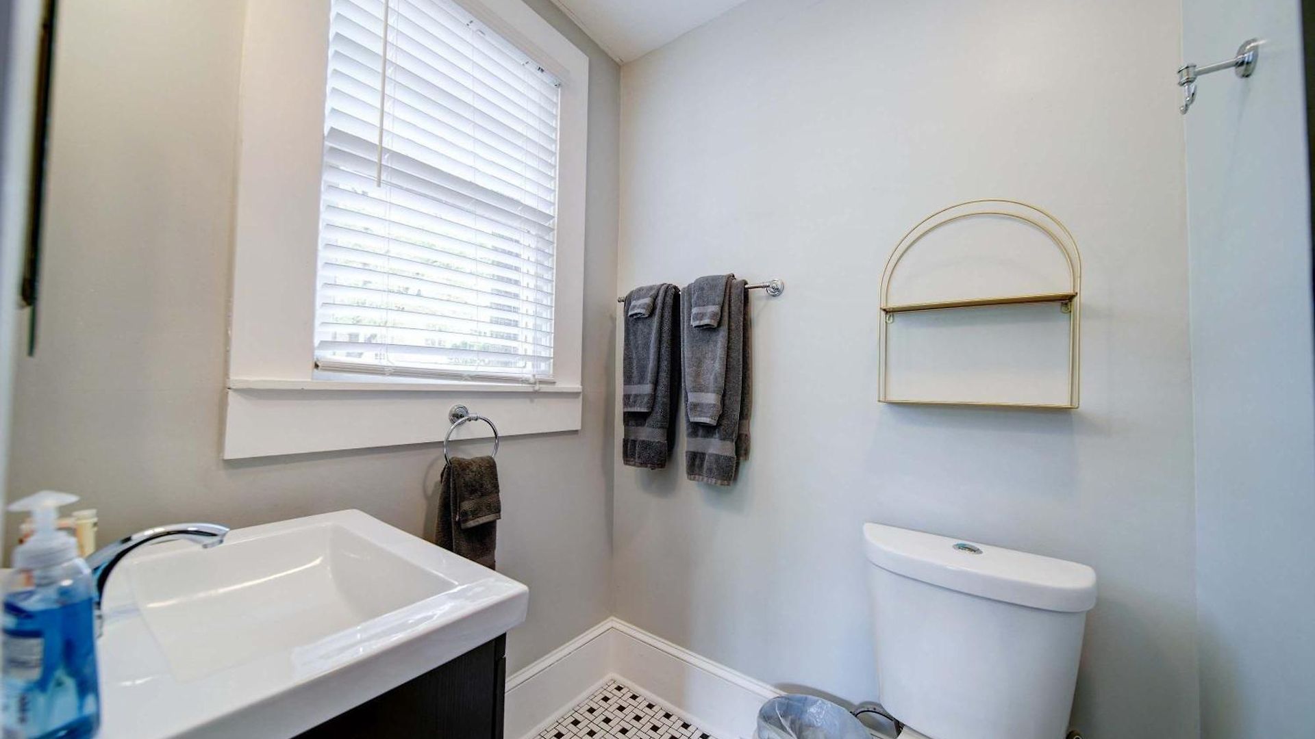 Holiday home Stylish Myers Park 2 Bedroom With Screened Porch *